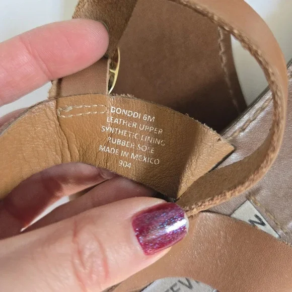 Steve Madden Brown Sandals - Picture 4 of 7